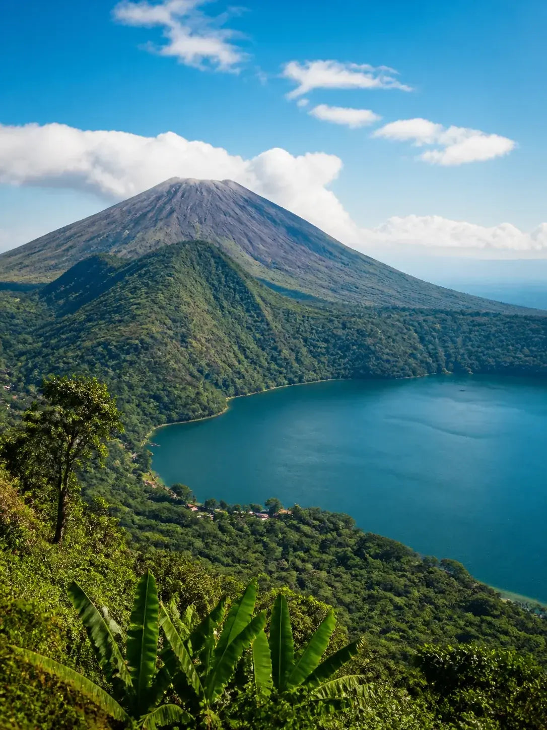 Landmark of the destination — EL Salvador eSIM